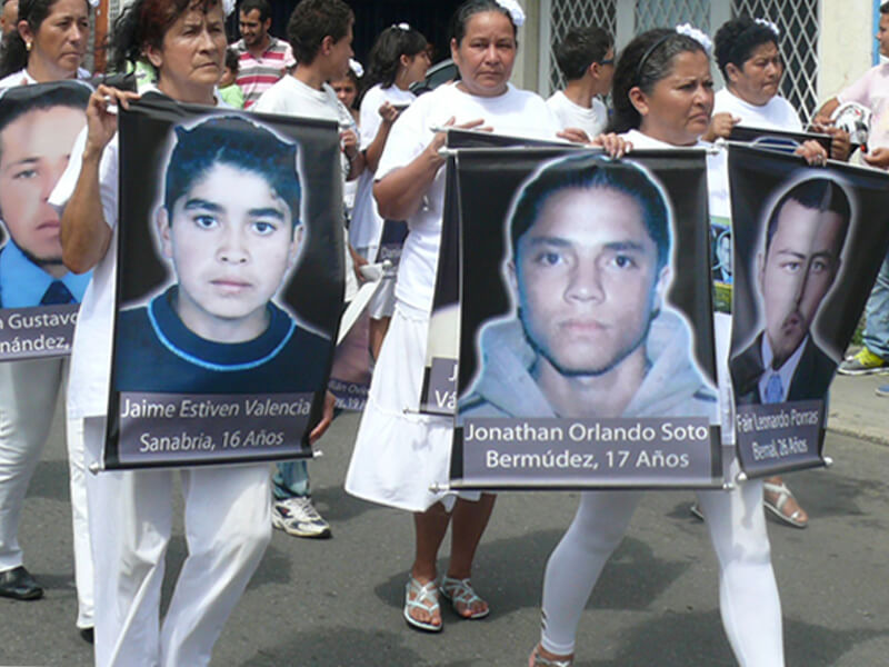 (Opinión) Asesinos canallas…