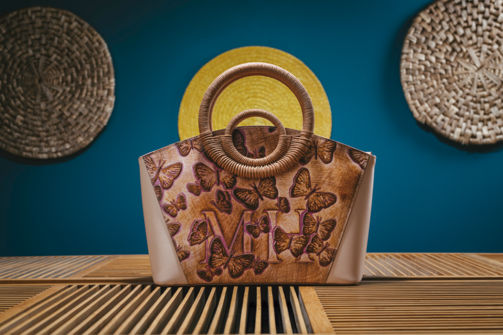 Mario Hernández presenta FARFALLA, carteras de cuero con un toque artesanal