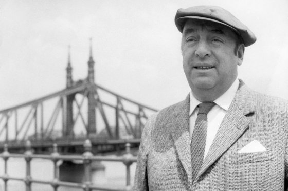 Tras los pasos de Neruda en París