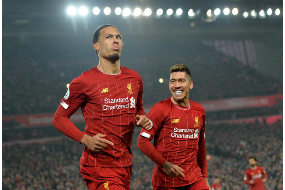 Liverpool sigue imparable: venció 2-0 al Manchester United