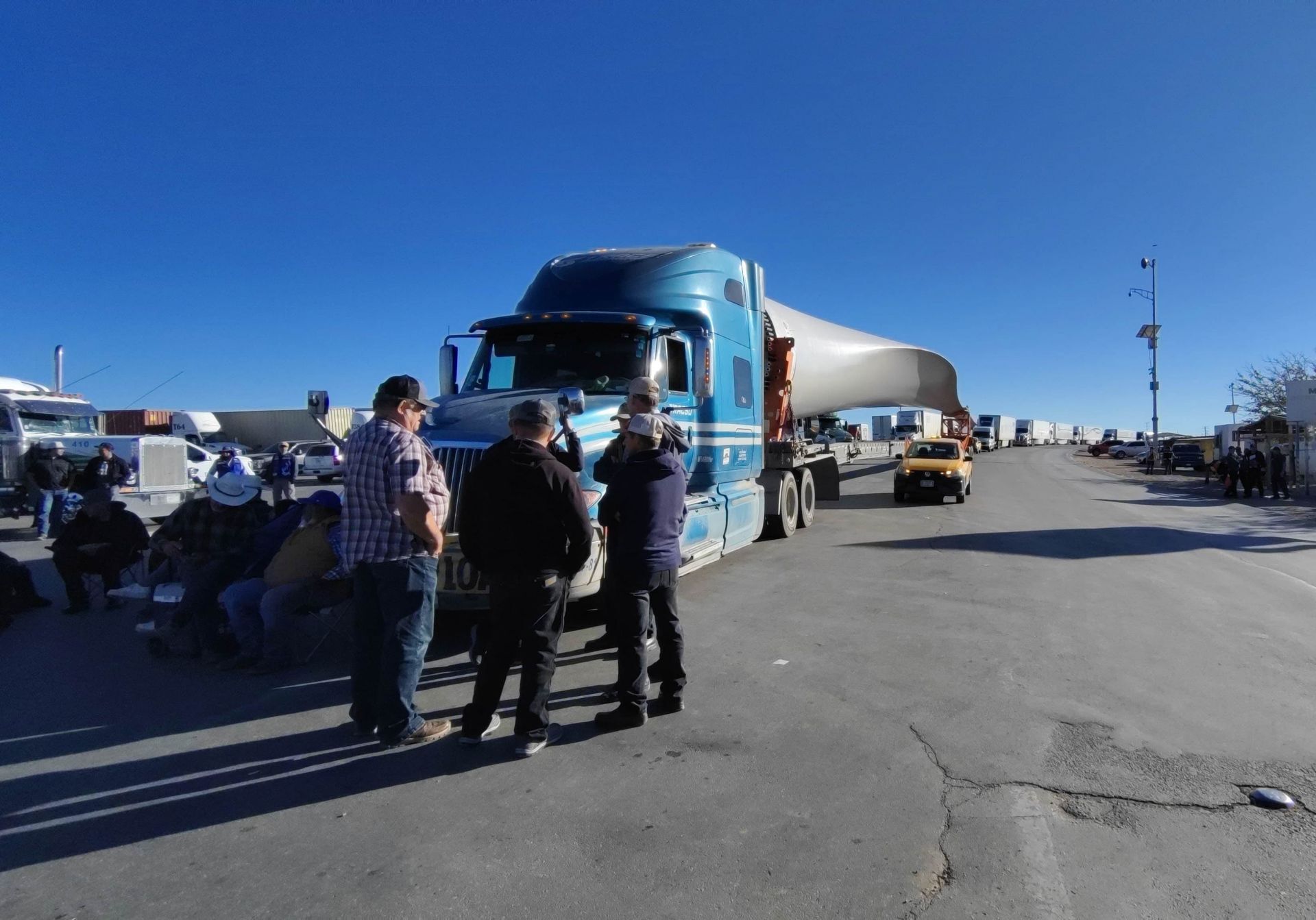 La crisis que el gobierno no pudo ignorar: transportistas pusieron a prueba la paz en las carreteras