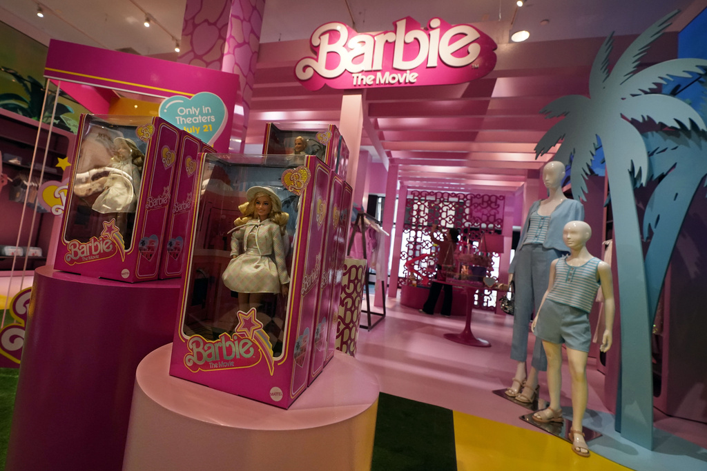 Barbie a la mexicana: ¿Cómo armar tu outfit con ropa de marcas nacionales?  – El Financiero