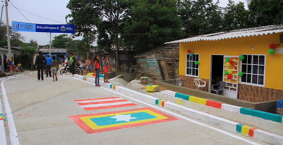 Con esta nueva vía, en las Américas no pisarán más barro': Alcaldesa - ELHERALDO.CO