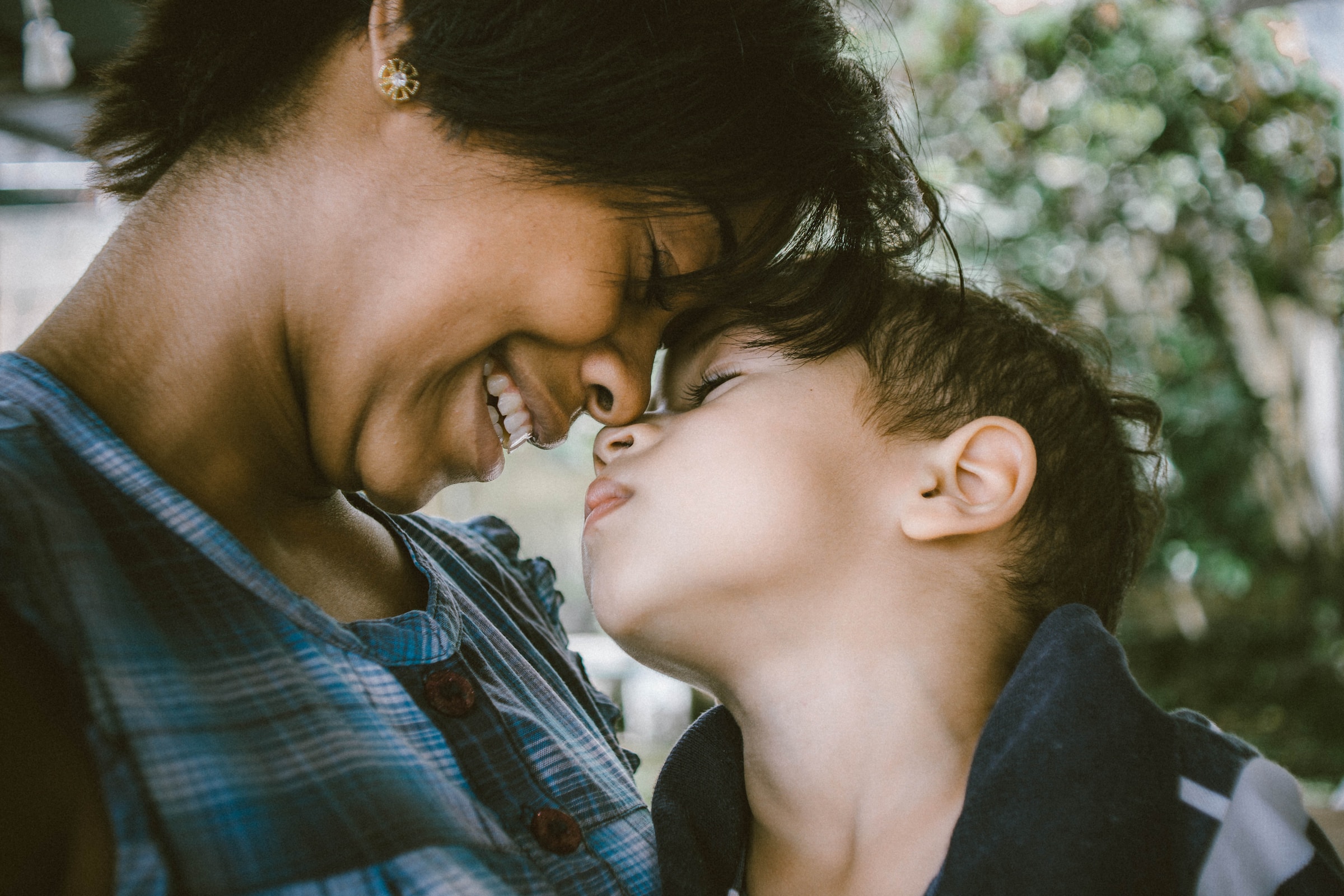 La relación entre madres e hijos varones: ¿Cómo puede afectar la vida  emocional del hijo? | Noticias de México | El Imparcial