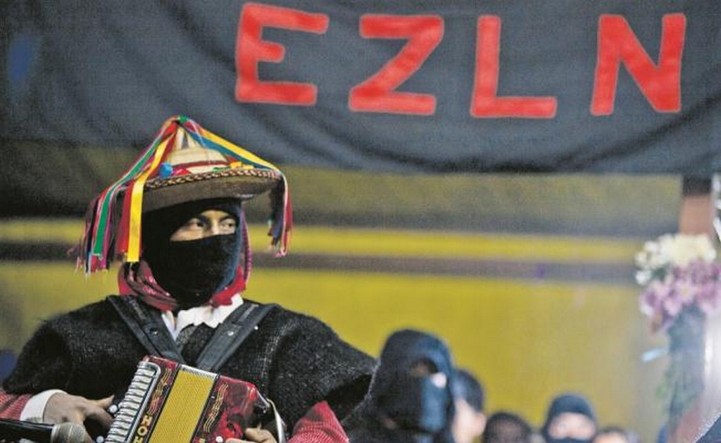  López Obrador envía carta a los zapatistas