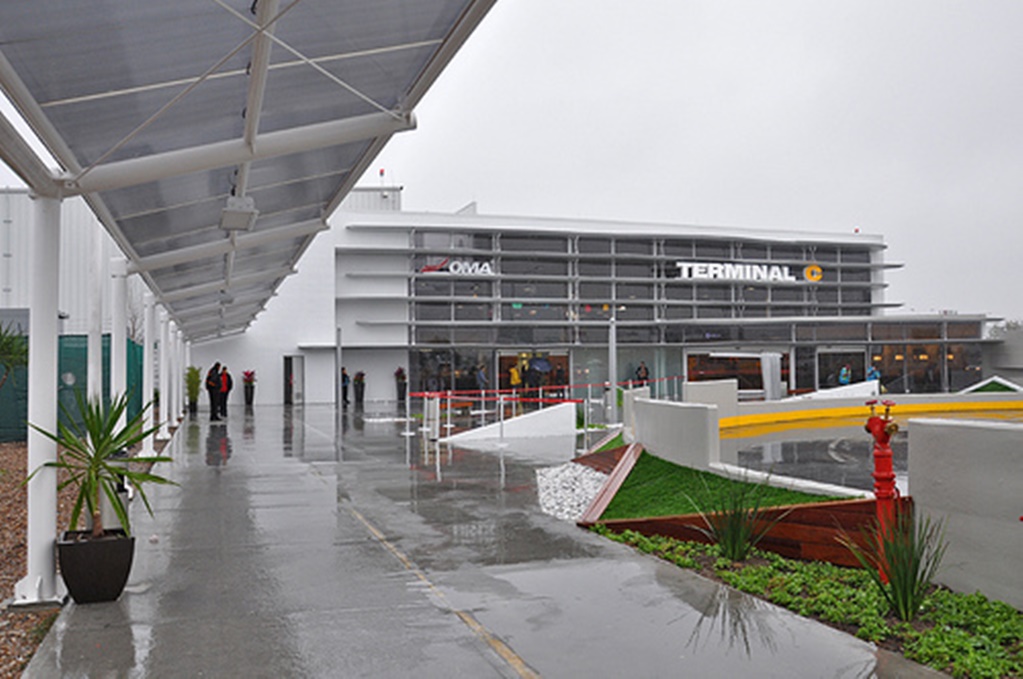 Aeropuerto de Monterrey reanuda operaciones