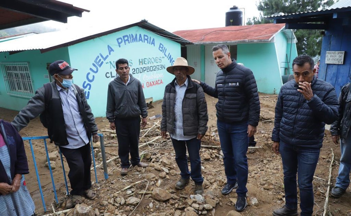 Gobernador de Oaxaca lleva ayuda humanitaria a región de la Sierra Sur afectada por Agatha
