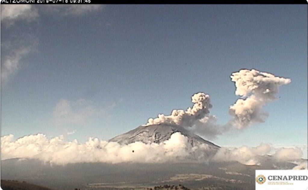 Volcán Popocatépetl registra explosión con columna de ceniza de dos kilómetros