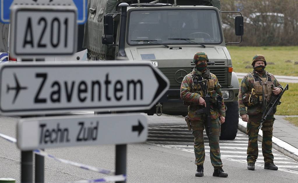 Caen seis por atentado en Bruselas