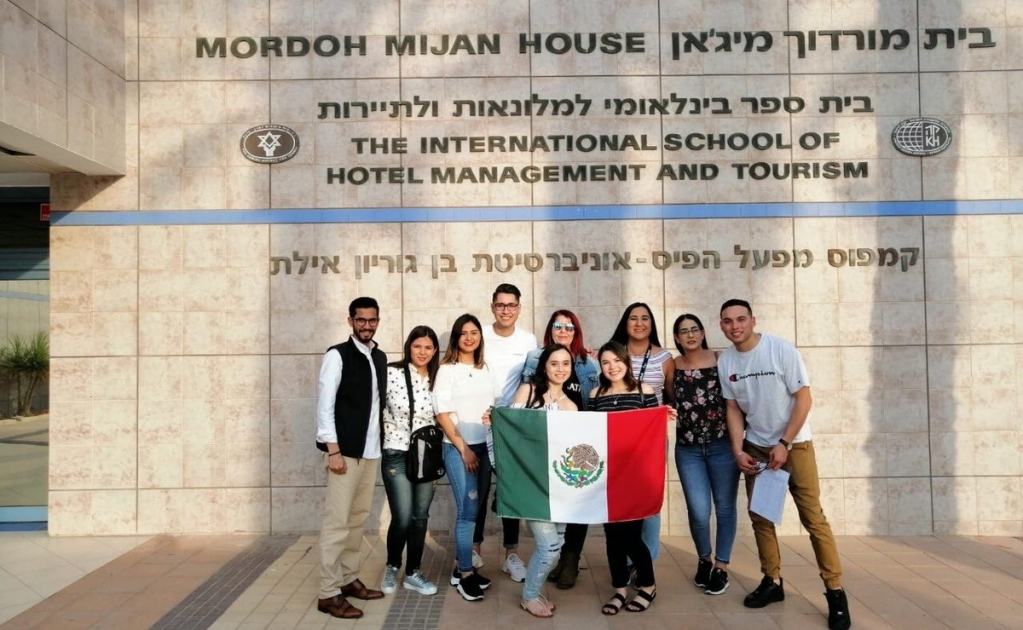 Mexican students were exploited by hotel companies in Israel