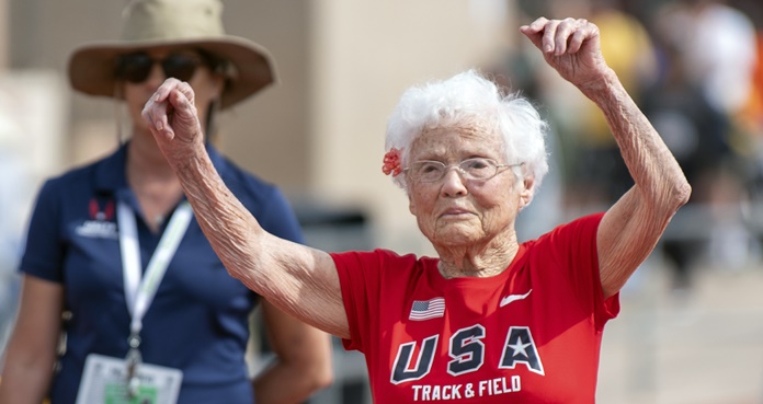 Julia ‘El huracán’ Hawkins, la mujer de 103 años con récord de atletismo