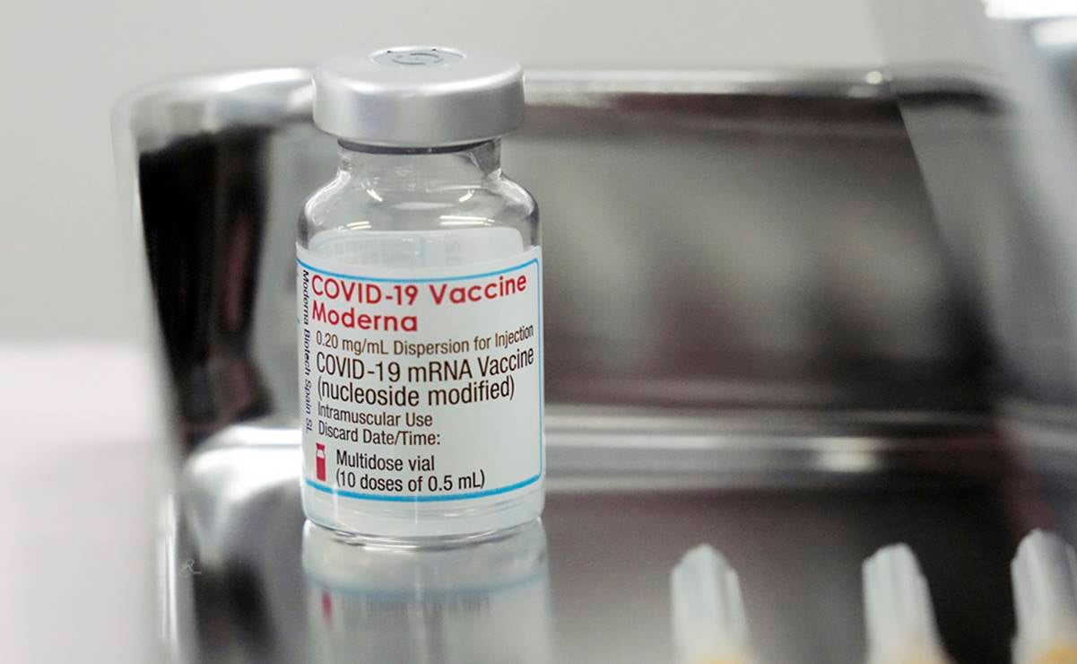 Vacuna antiCovid de Moderna genera doble cantidad de anticuerpos que la de Pfizer: estudio