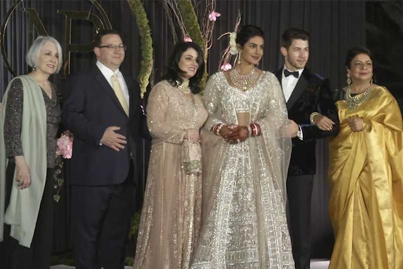Nick Jonas y Priyanka Chopra comparten románticas fotos de su boda