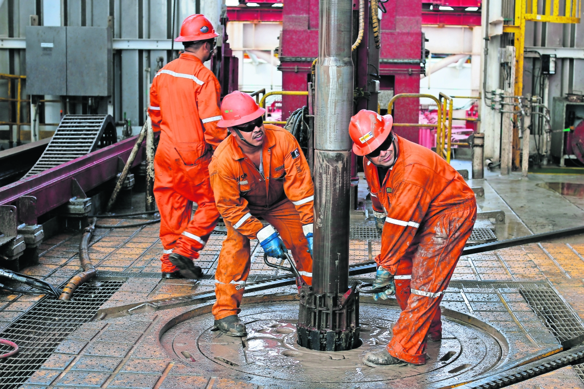 Pemex encuentra petróleo en 4 de cada 10 pozos con nueva estrategia exploratoria; producción aún es reducida