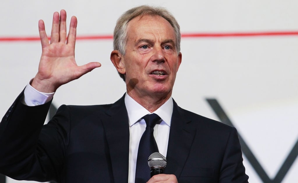 Mala idea consultar al pueblo en temas complejos: Tony Blair 