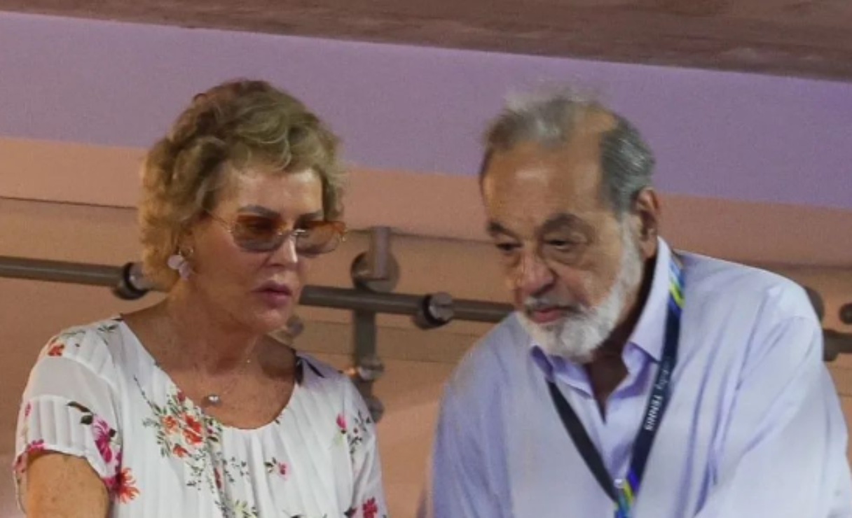 Carlos Slim y su novia Mercedes Sánchez Navarro presentes en el Abierto Mexicano de Tenis