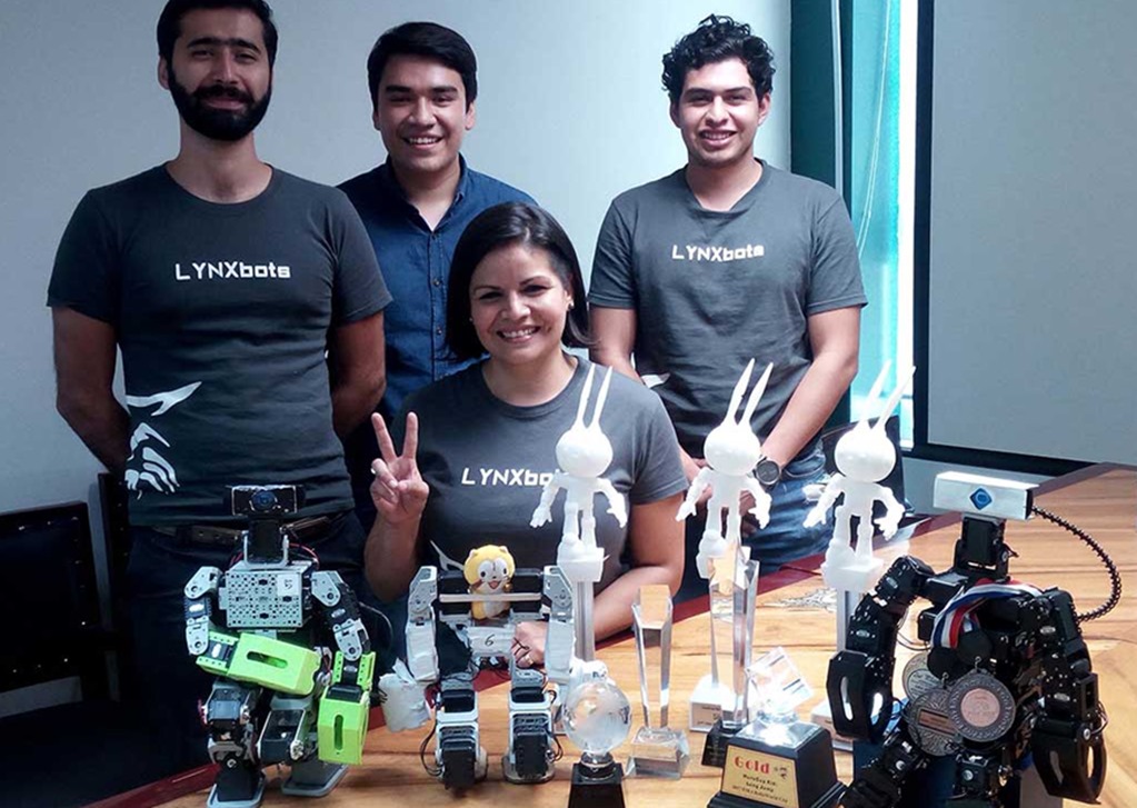 Estudiantes mexicanos triunfan en Mundial de Robótica 