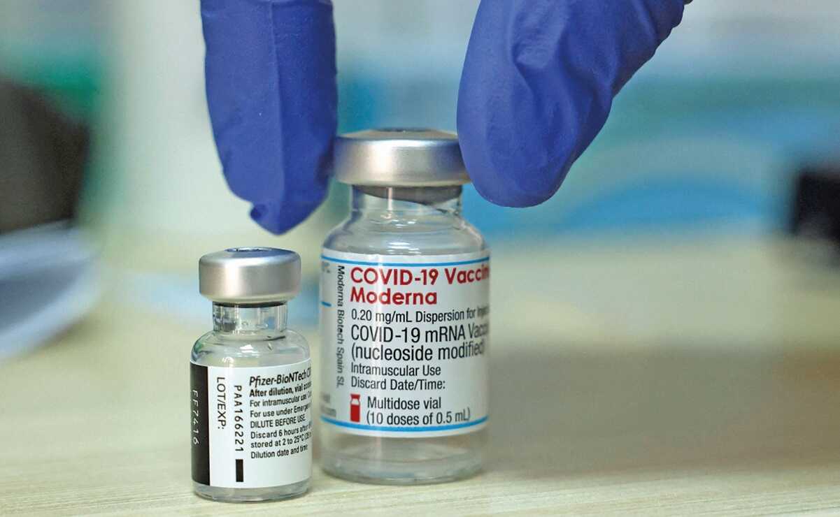 Vacuna antiCovid: Moderna inicia ensayos para probar la eficacia del refuerzo contra ómicron  