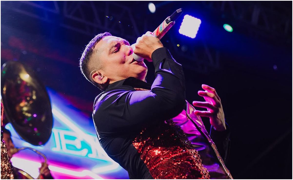 Edwin Luna, vocalista de La Trakalosa de Monterrey, respalda a músicos de banda tras protestas en Mazatlán 