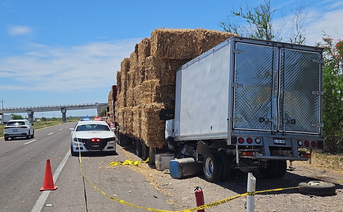 Muere conductor tras chocar de frente con la caja de un tráiler en Maxipista Culiacán-Mazatlán