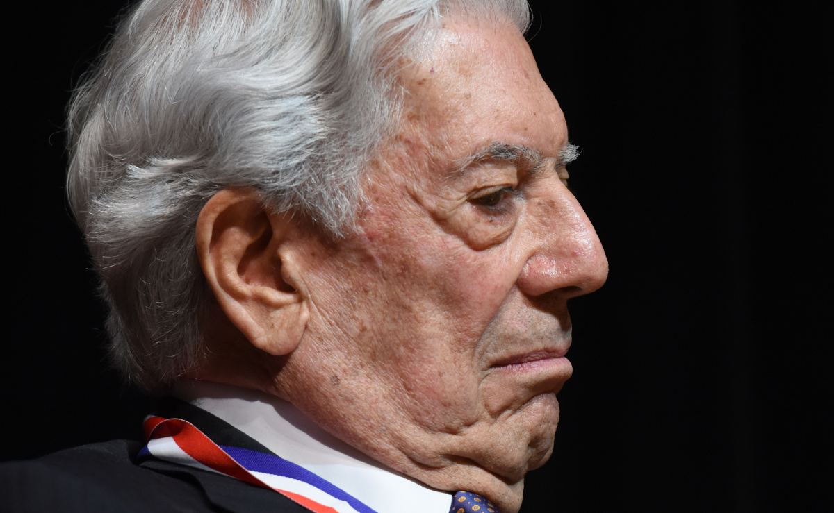 Mario Vargas Llosa cambia el nombre de su novela y todos miran a Isabel Preysler