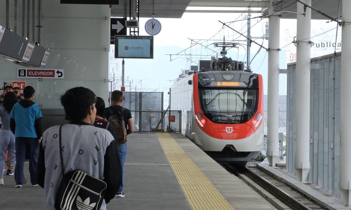 ¿Cambios en el nombre de las estaciones del Tren Interurbano El Insurgente?