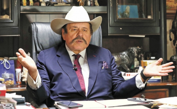 Hospitalizan al senador Armando Guadiana en Houston, Texas; padece cáncer y se encuentra estable