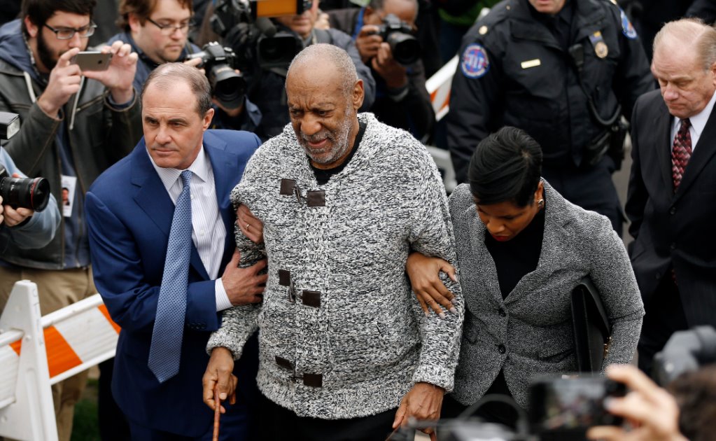 Bill Cosby se presenta en la corte
