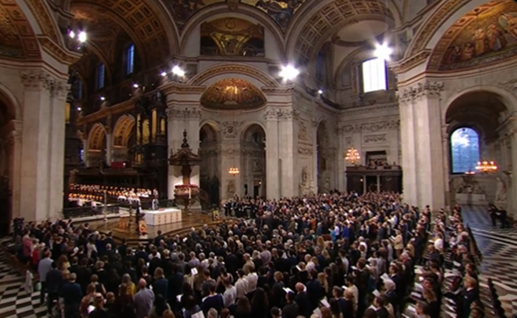 Catedral de San Pablo en Londres rinde tributo a la reina Isabel II con emotivo servicio religioso