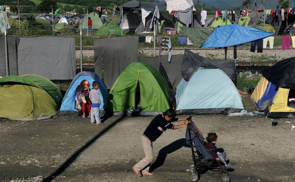 Reino Unido rechaza acoger a 3 mil niños refugiados