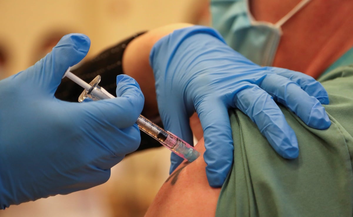Alemania recomienda poner vacuna contra Covid de AstraZeneca solo a menores de 65 años