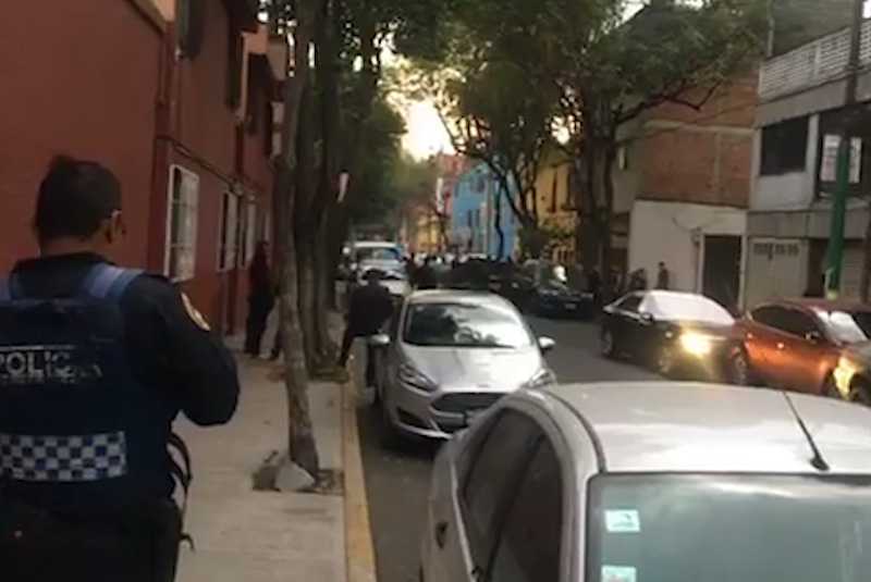 Asesinan a conductor de Mercedes Benz frente a su familia en la Guerrero