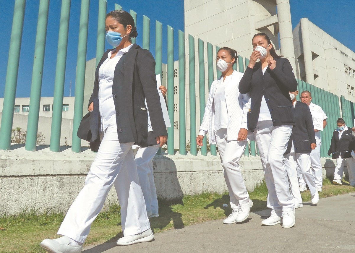 Protestan médicos por falta de insumos para enfrentar Covid-19 en Chiapas