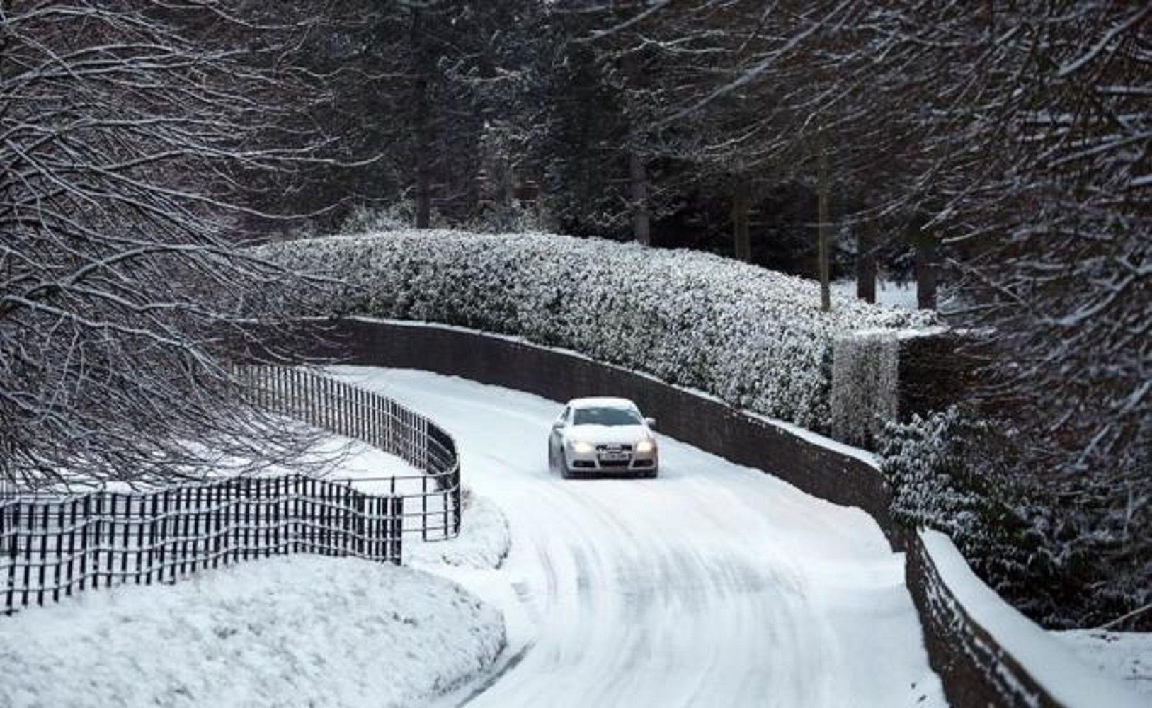 Escocia activa la alerta roja por el temporal de nieve