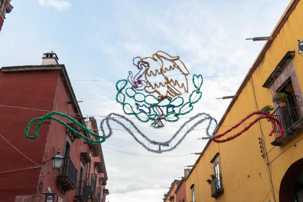 Embellecen Dolores y San Miguel de Allende para las Fiestas Patrias