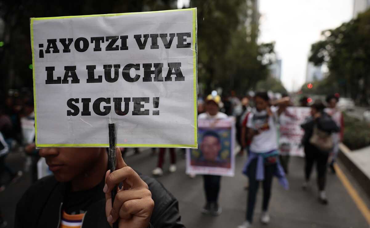 Caso Ayotzinapa: destaca Quinto Informe 28 detenciones, incluidos generales y a Murillo Karam