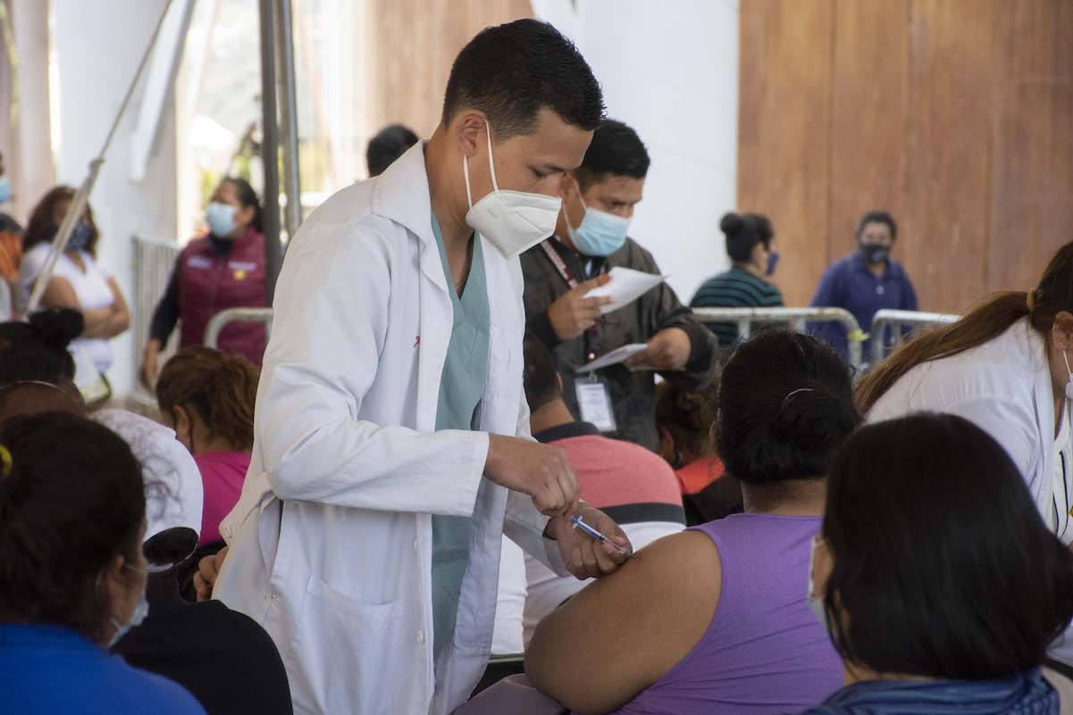 Cae en Querétaro el interés por vacunarse contra el Covid-19 