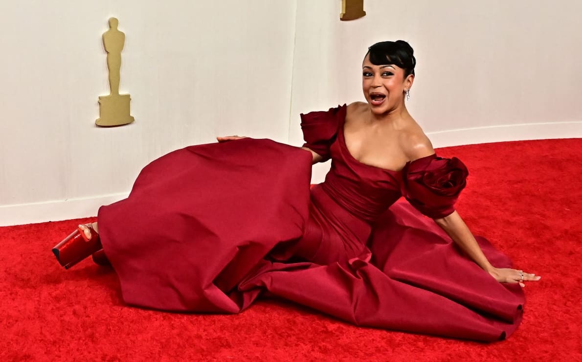 Oscar 2024: Liza Koshy, la protagonista del momento 'bochornoso' en alfombra roja