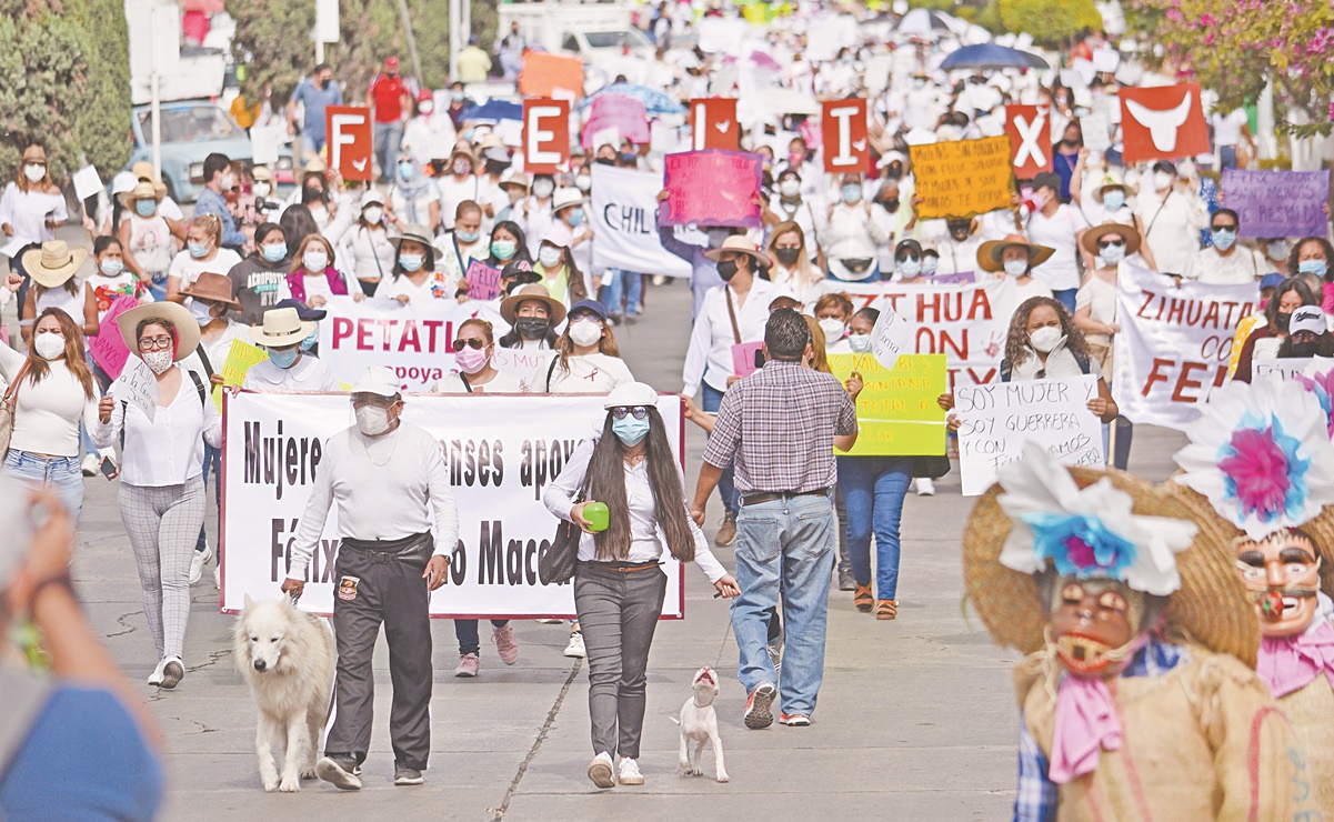 Mujeres marchan en apoyo de Félix Salgado Macedonio