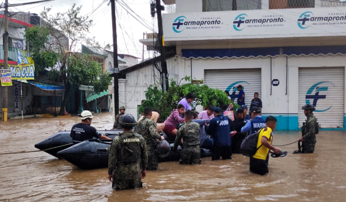 Huracán “Otis”: arriban mil 500 marinos más para reforzar seguridad en Acapulco