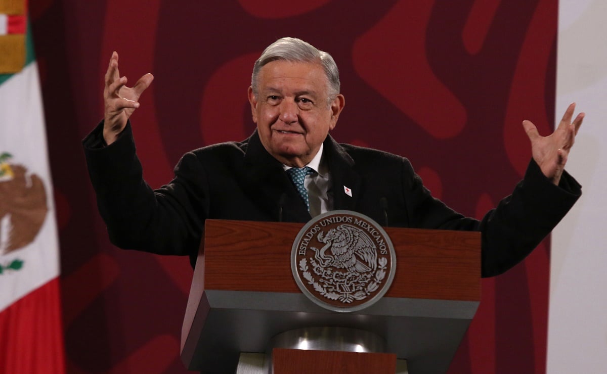 López Obrador celebra "fortaleza" del peso mexicano frente al dólar