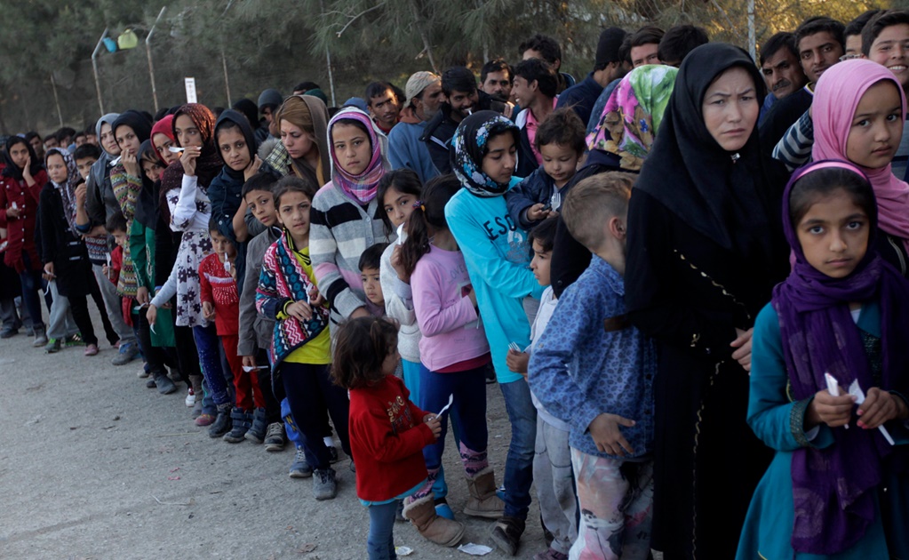 EU: Tras ataques en París, 21 estados rechazan recibir a refugiados sirios