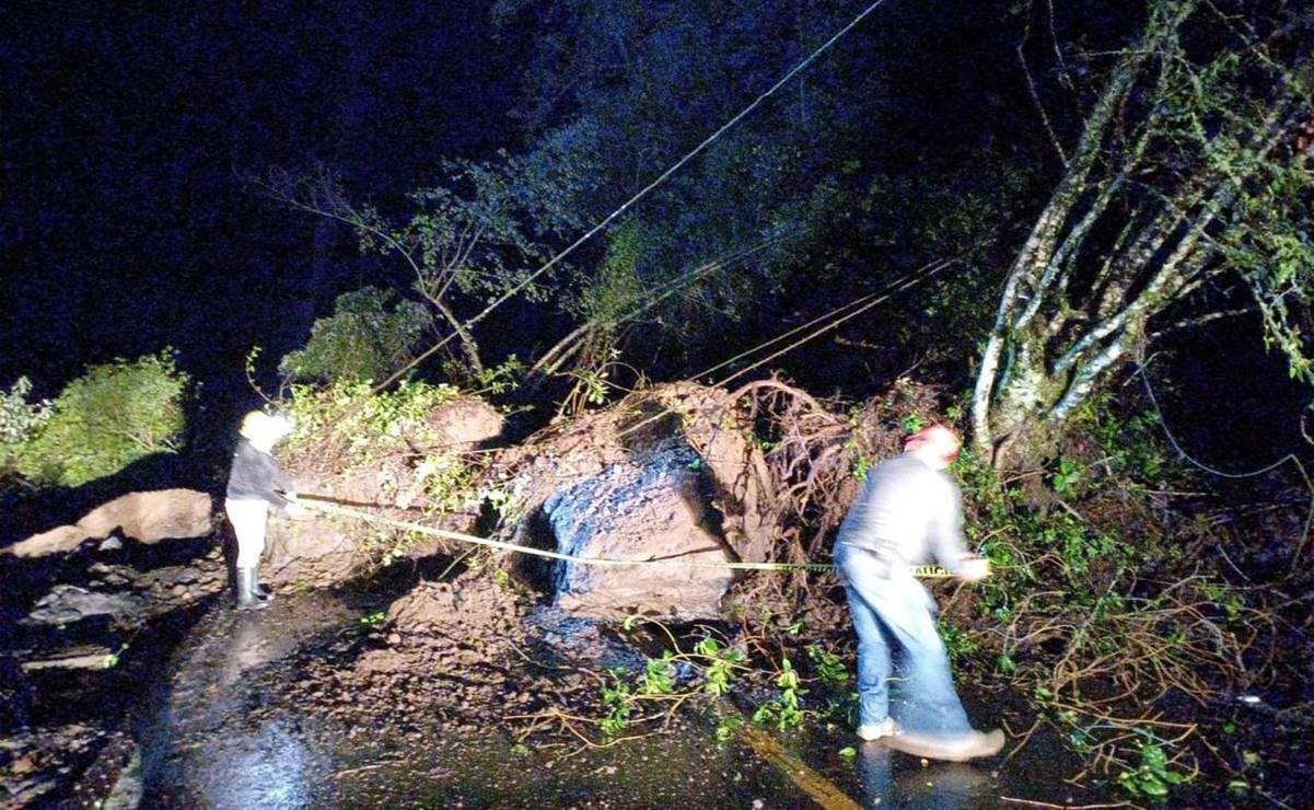 Reportan derrumbes por lluvias intensas en varios municipios de Hidalgo