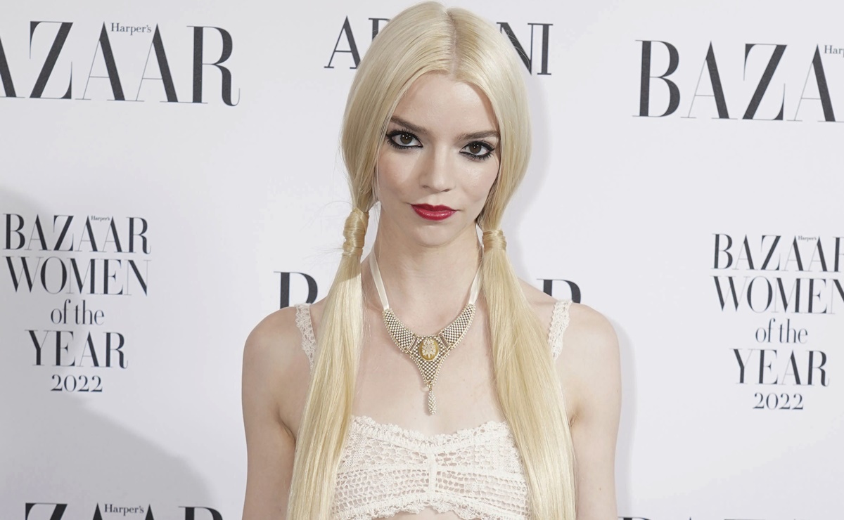 Anya Taylor-Joy arrasa en premiación con bralette traslúcido de encaje