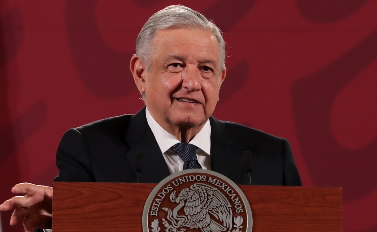 Aumento en sueldo de AMLO para 2021 no supera el salario mínimo 