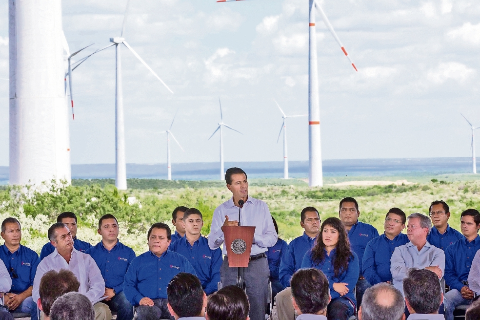 México no se cruzó de brazos; genera energía limpia: EPN