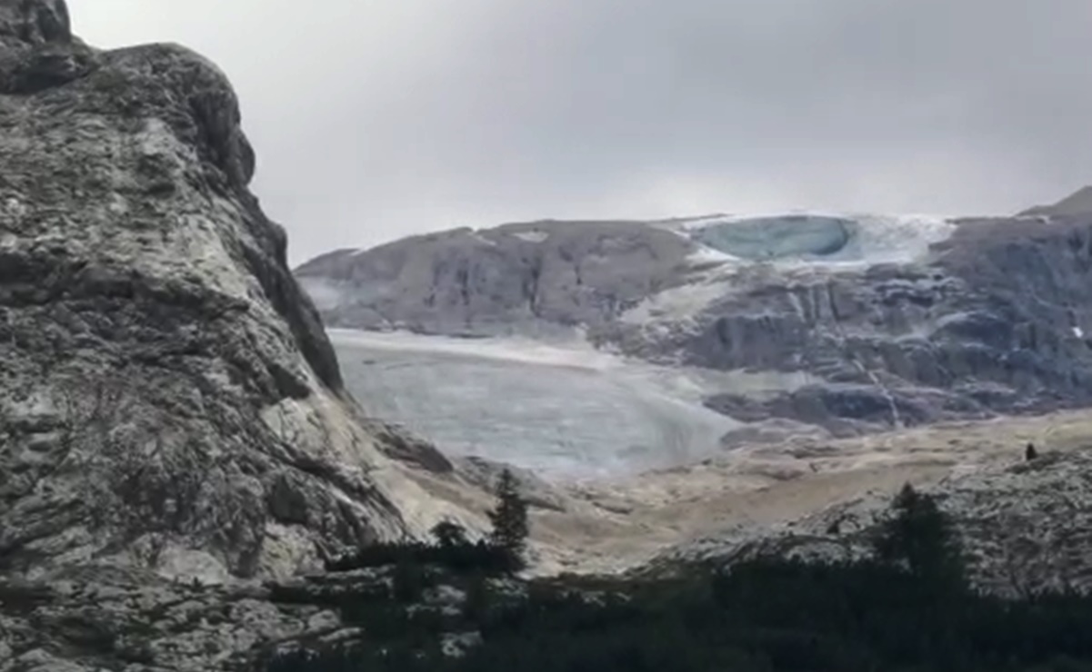 Glaciar se desprende y cae sobre turistas en los Alpes italianos; hay al menos 5 muertos