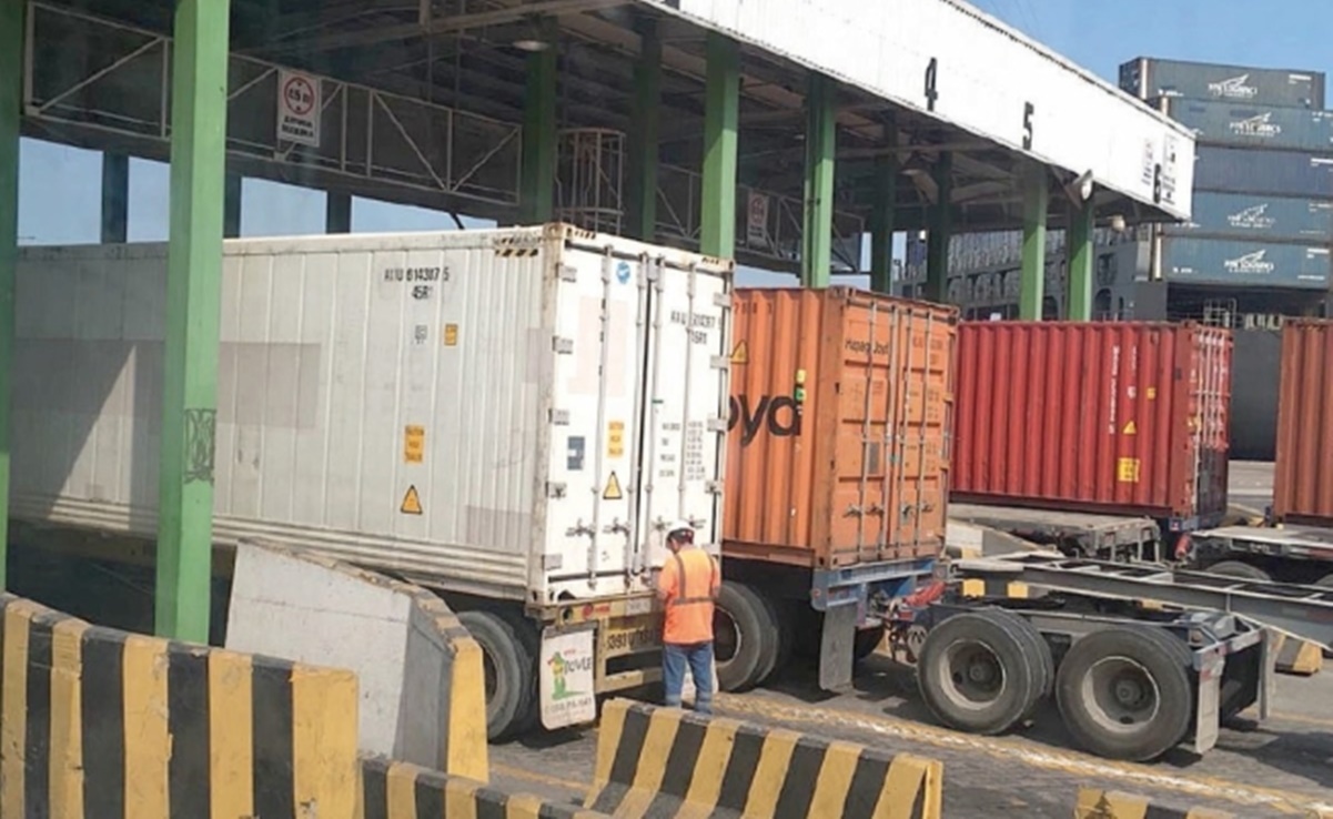 Vialidades de Manzanillo regresan a la normalidad tras falla en el sistema de Aduanas 