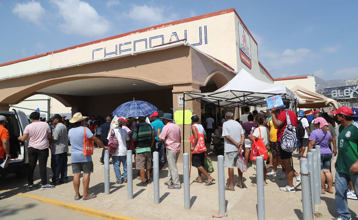 Reapertura de tiendas comerciales en Acapulco genera alegría y frustración
