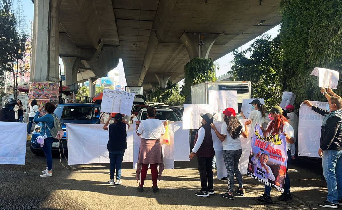 Bloqueo en Periférico Norte: exigen la liberación de joven presuntamente violada y recluida en penal de Barrientos